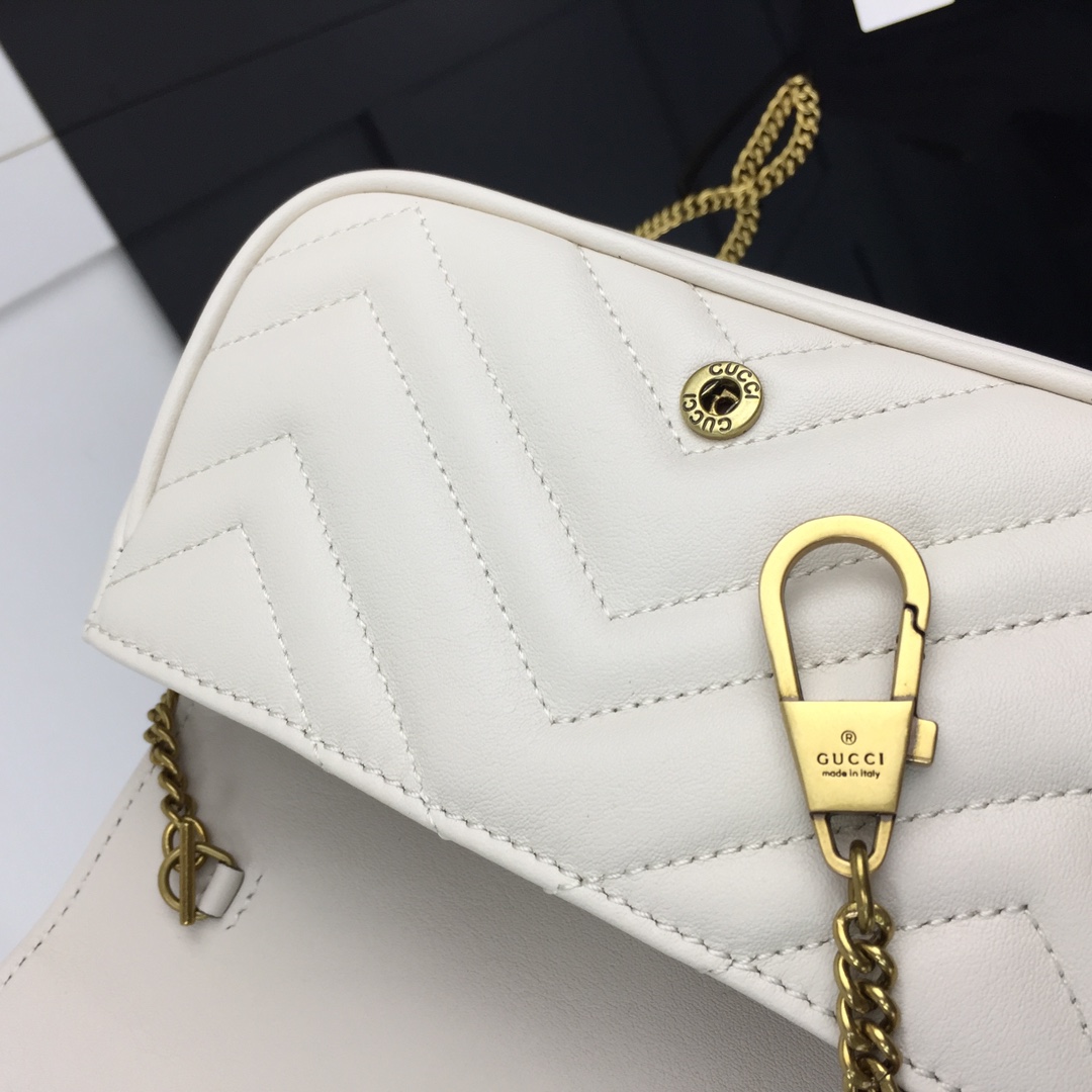 Gucci Satchel Bags